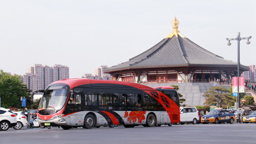 “五一”假期，洛陽(yáng)公交人用奉獻(xiàn)堅(jiān)守